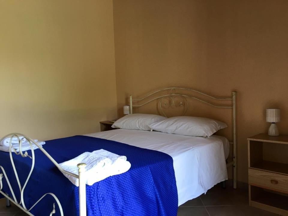 Il Melograno Villa Francavilla Marittima Luaran gambar