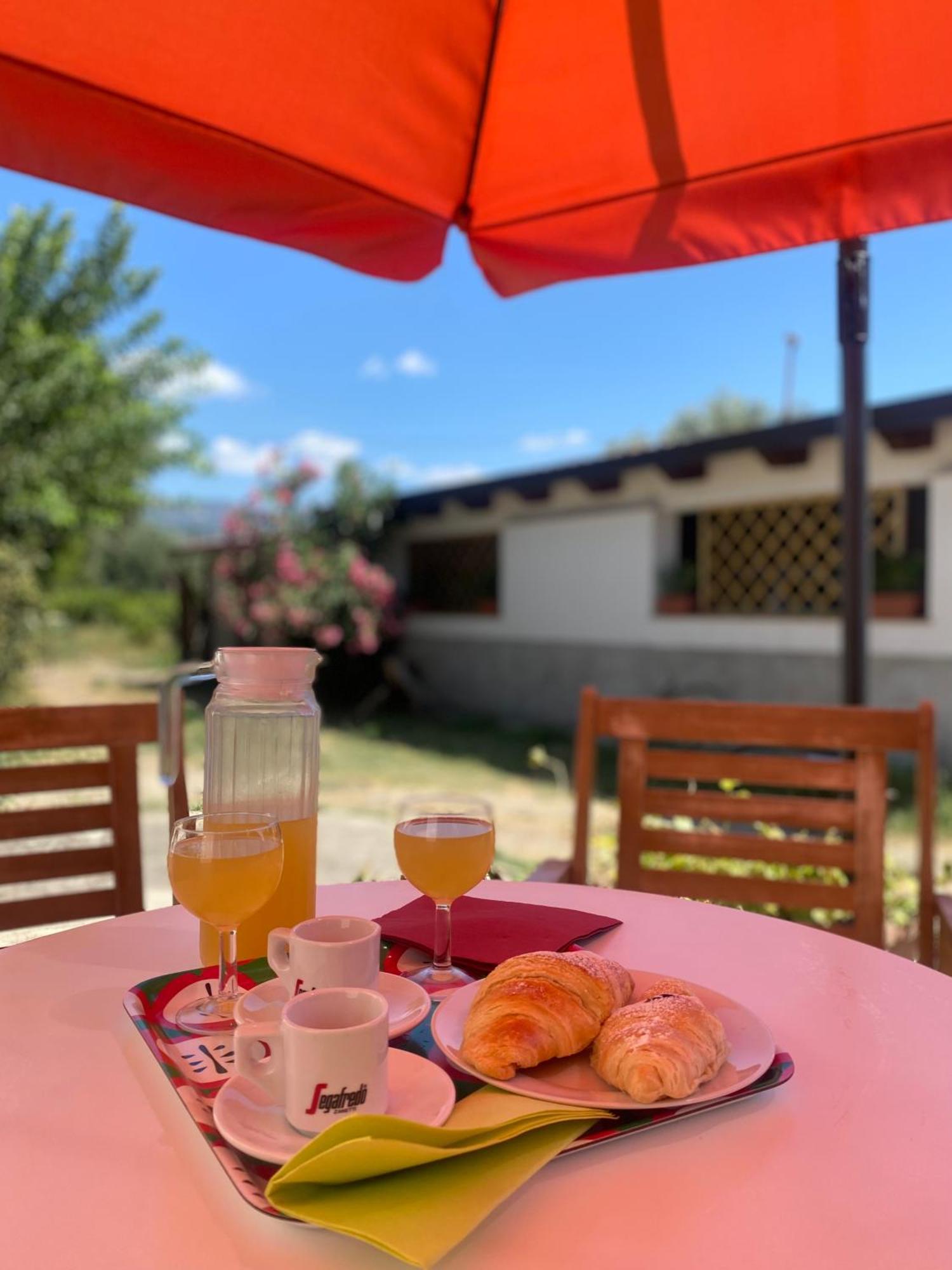 Il Melograno Villa Francavilla Marittima Luaran gambar