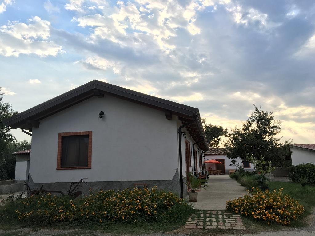 Il Melograno Villa Francavilla Marittima Luaran gambar