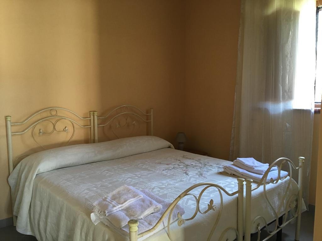 Il Melograno Villa Francavilla Marittima Luaran gambar